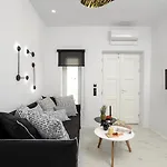 Apartment Diadema In The Town Naxos City